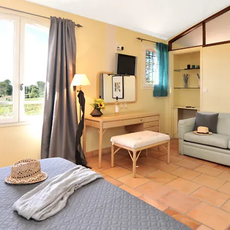 فندق Domaine Rabiega 3*
